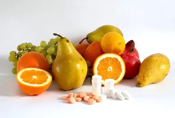 witaminy w owocach i tabletkach na potencję